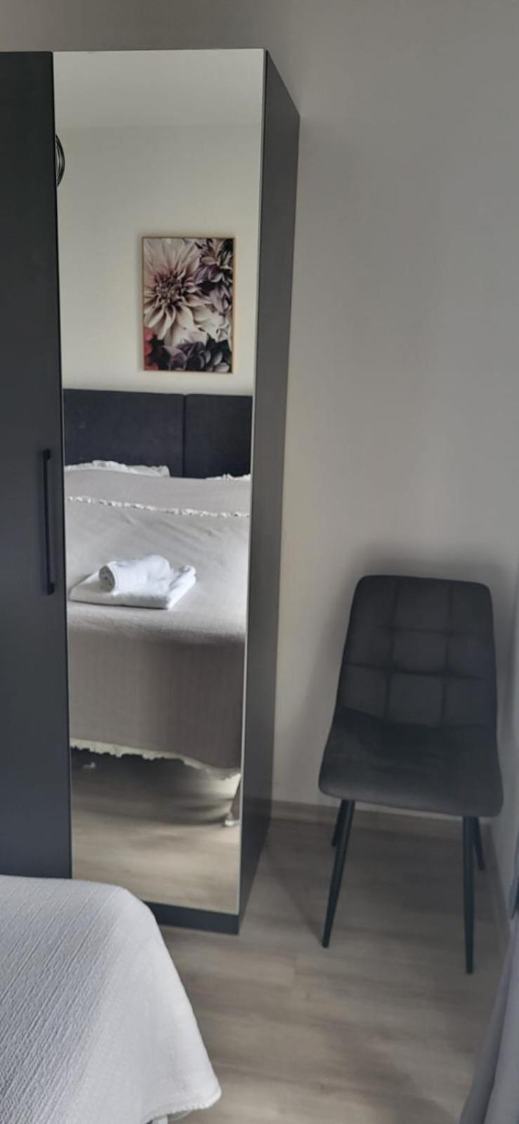 Premium Apartments Adore Novalja Buitenkant foto